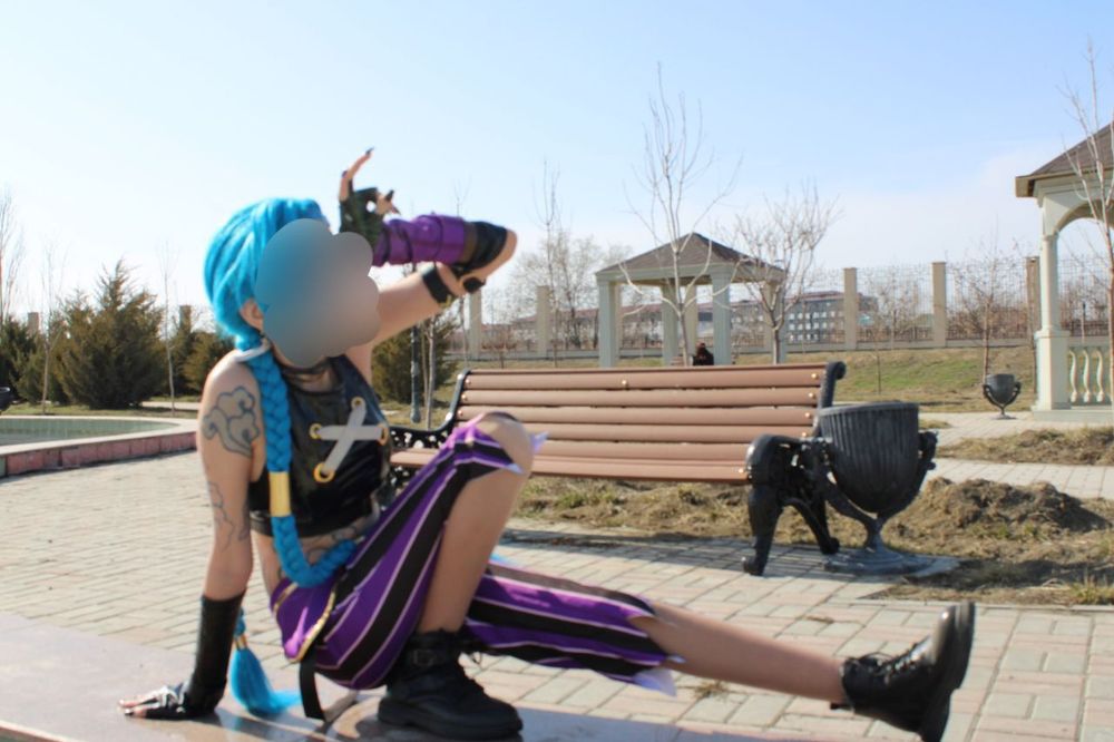 Косплей на Джинкс из Аркейна