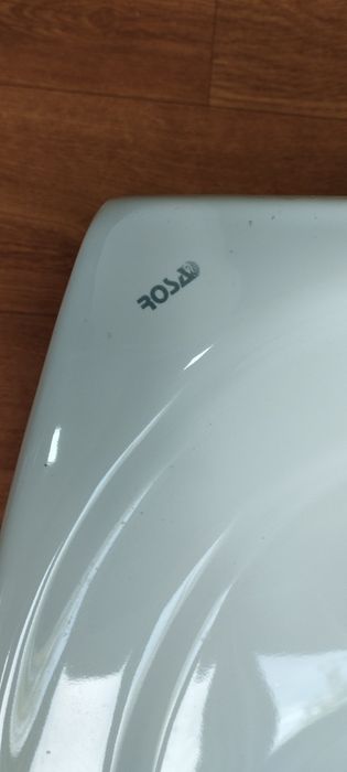 Продаётся раковина в отличном состоянии