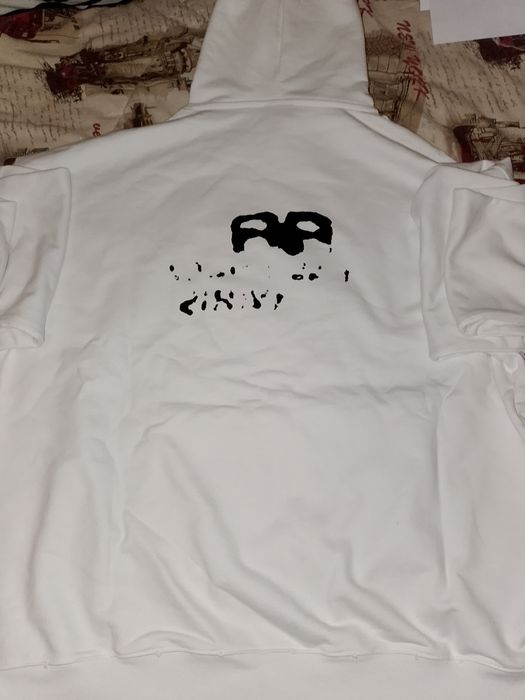 Суичър- Balenciaga