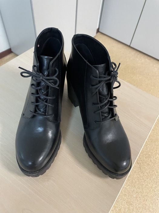 Ботильоны ботинки Ecco шлепки шлепанцы сандалии Hermes