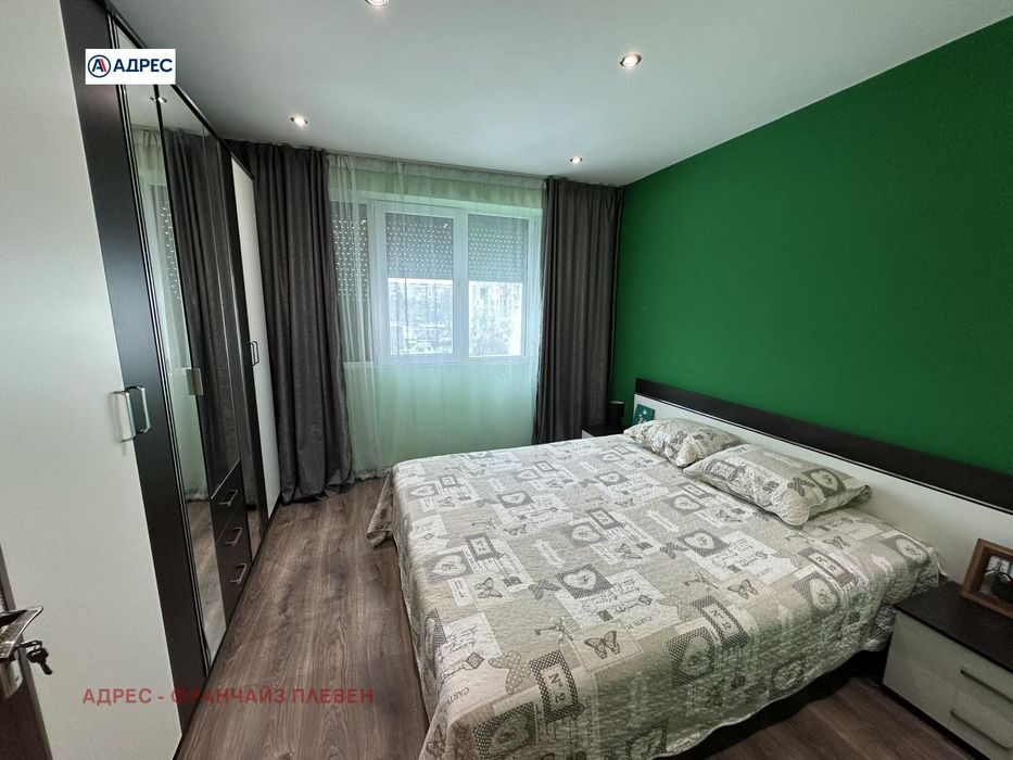 Продава се Тристаен апартамент в Плевен, Сторгозия - 76 кв.м за 913 €/кв.м - Снимка #3