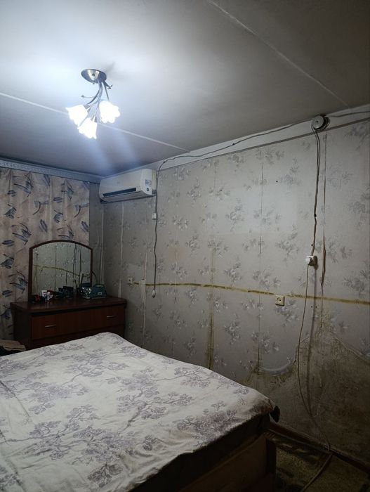 Продаётся 3 комнатная Чиланзар кирпичный