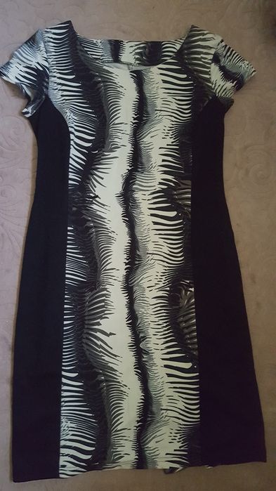 Дамски официални рокли