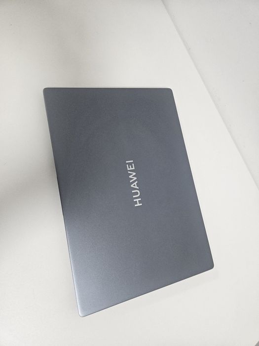 Ноутбук HUAWEI D16