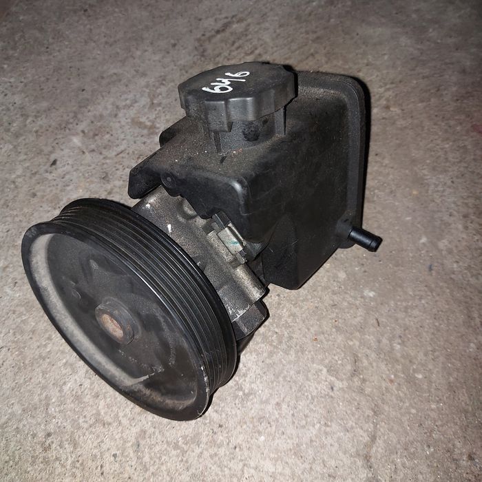 Хидравлична помпа Мерцедес Ц клас 204 / Mercedes C class w204 OM646