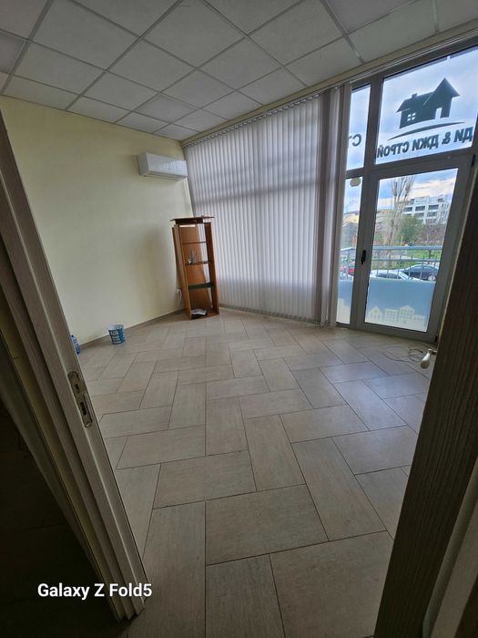 Дава се под наем Офис в София, Обеля - 25 кв.м за 331.5 € - Снимка #2