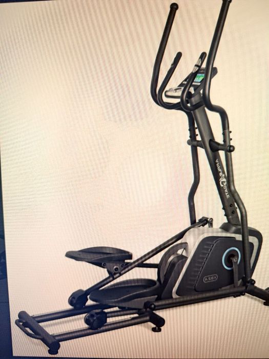 Эллиптический тренажёр