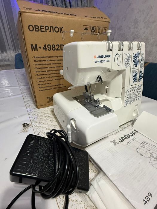 Швейная машинка и оверлог