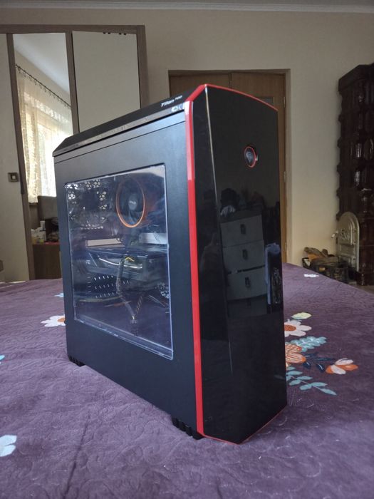 Pc gaming folosit rx5700, 16gb ram, ryzen 5 2600x, 512gb ssd