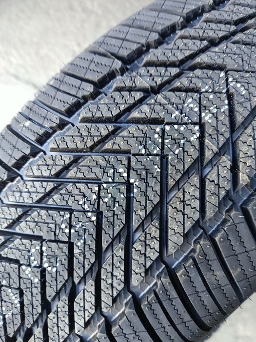 НОВИ ЗИМНИ -2025г.-16цола-215/65-1бр.-135лв."APLUS"-с монтаж и баланс