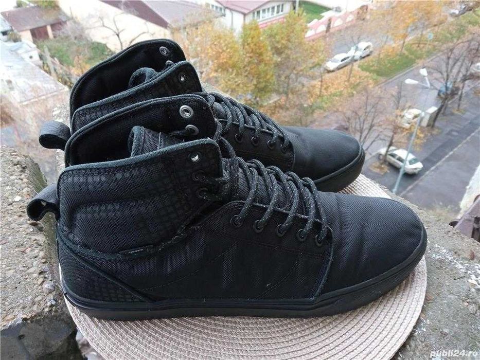 Bascheti Vans, marime 45, UK 10.5(29.5 cm)