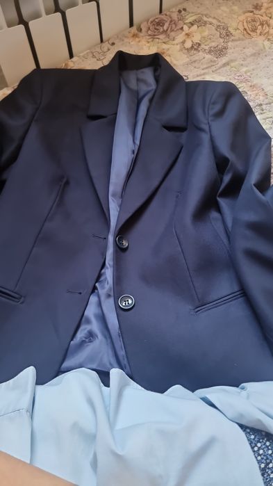 Отдам даром пиджак