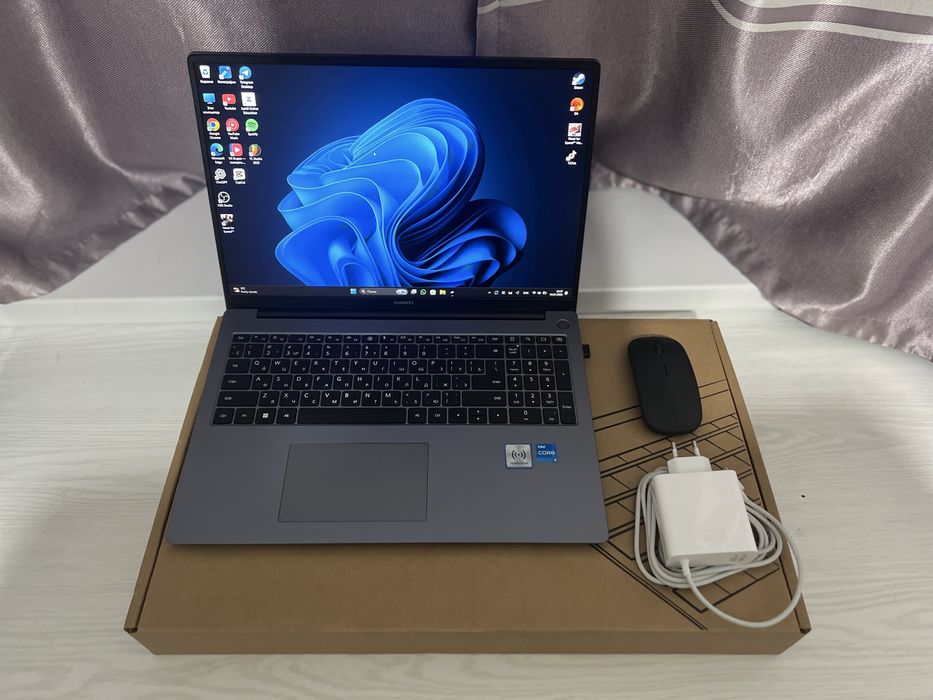 Ноутбук Huawei D16