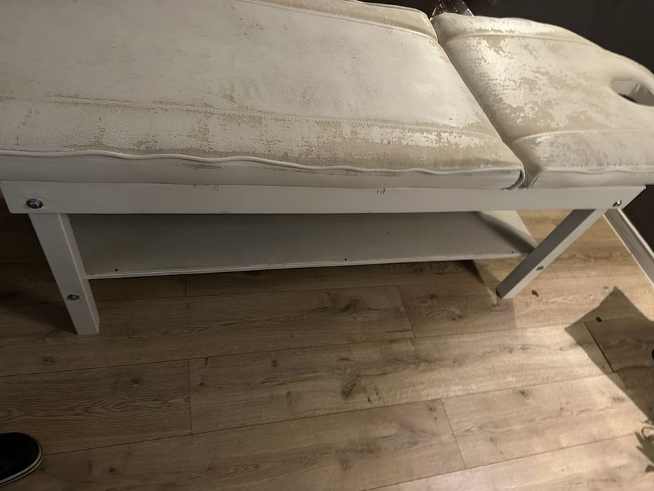 Массажная кушетка