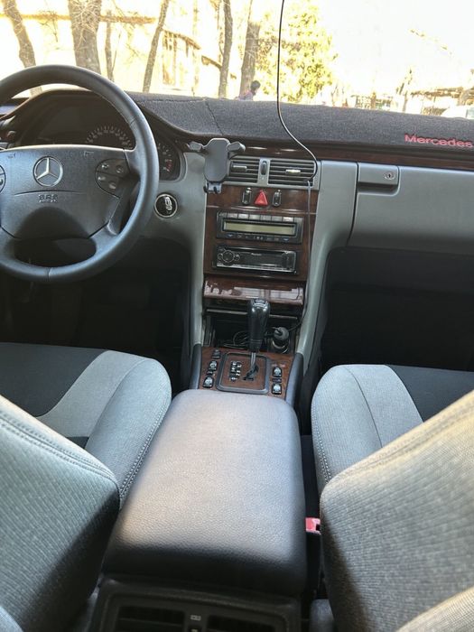 W210. Мерседес   2000 год Автомат коробка бензин компрессор