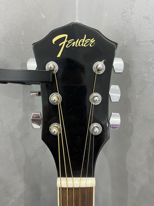 Продается гитара фирмы « Fender”