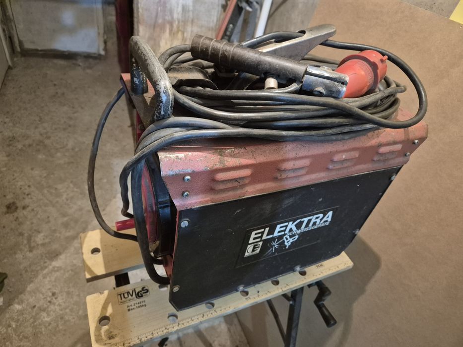 Aparat de sudura profesional Elektra Bekum 200A