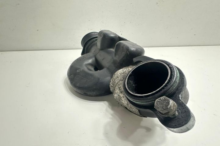 Furtun admisie aer  4026003524 Ford C-Max prima generatie seria