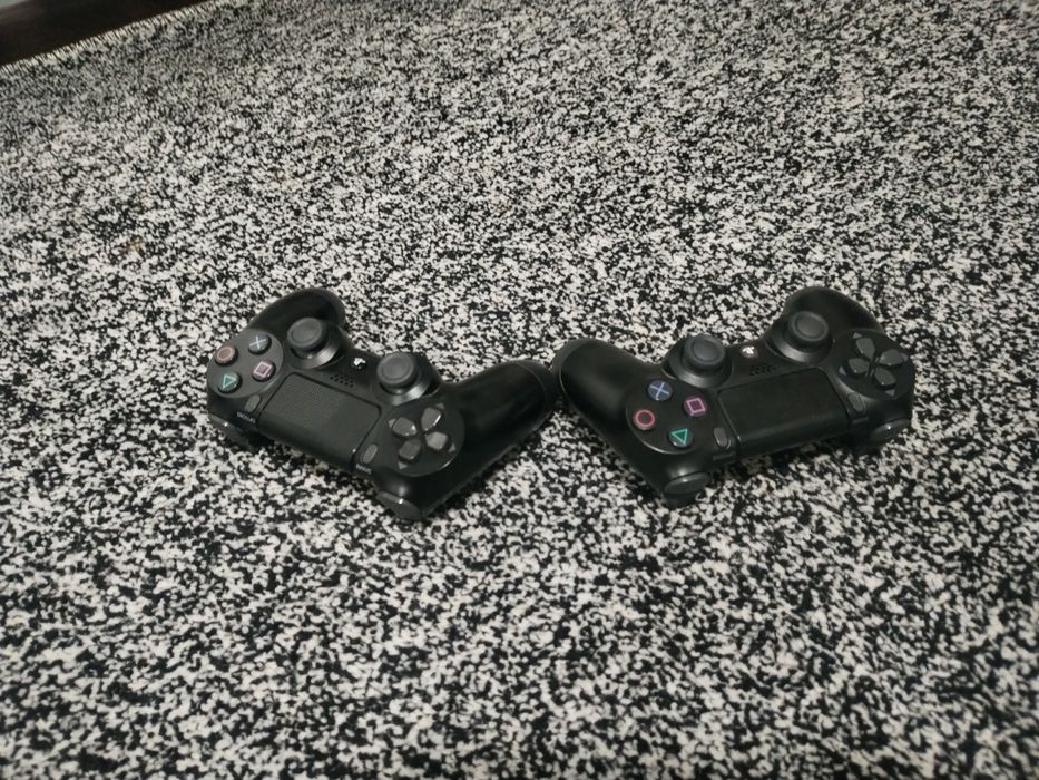 Plsystation 4 slim 1TB