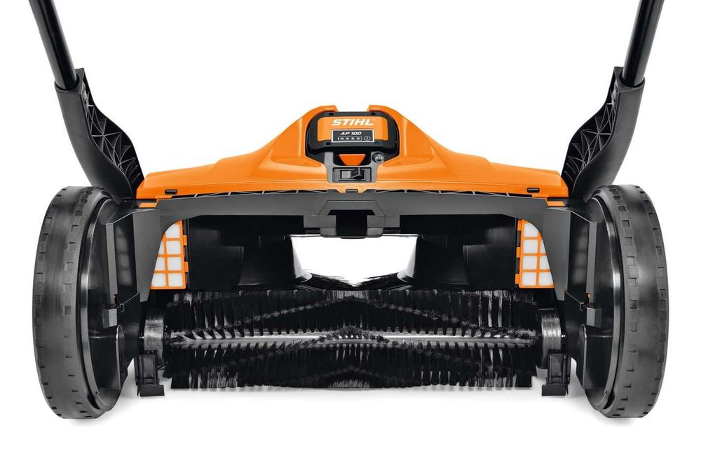 Mașină de măturat fără fir 36V Stihl KGA 770 Capacitate 3250 m²/h