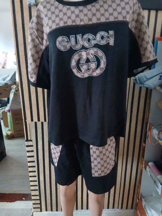 Compleuri disponibile
