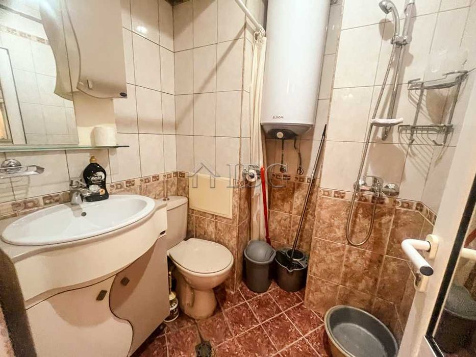 Продава се Едностаен апартамент в Русе, Широк център - 52 кв.м за 1189 €/кв.м - Снимка #13