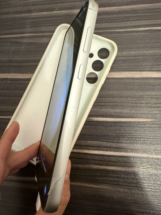 Samsung S23 FE смартфон