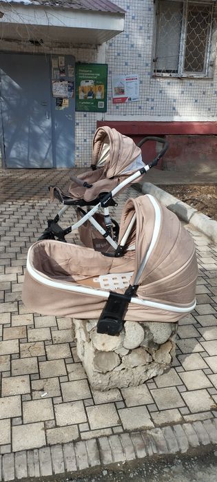 Продам коляску срочно