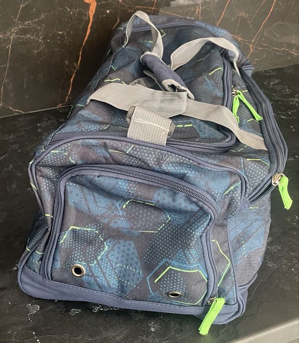 Раница за самолет и сак