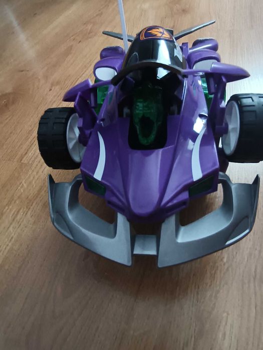 Кола с дистанционно управление