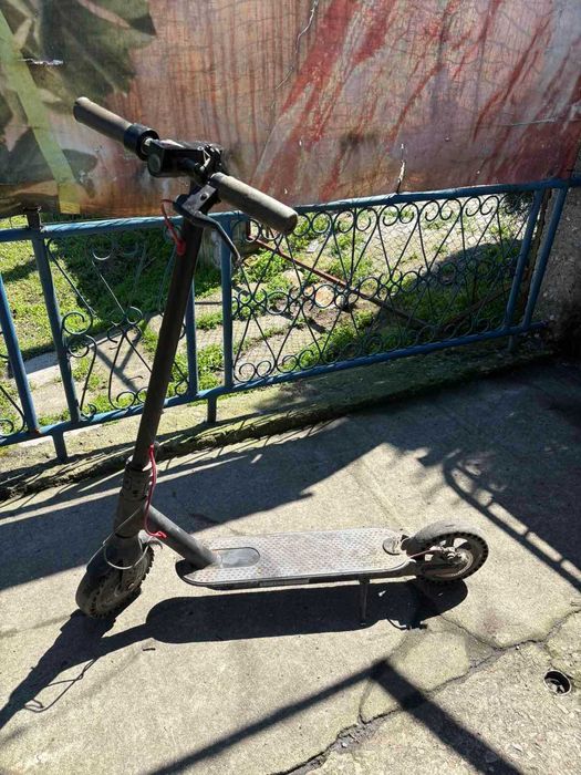 Тротинетка xiaomi-365-цяла или на части,проблем с батерията
