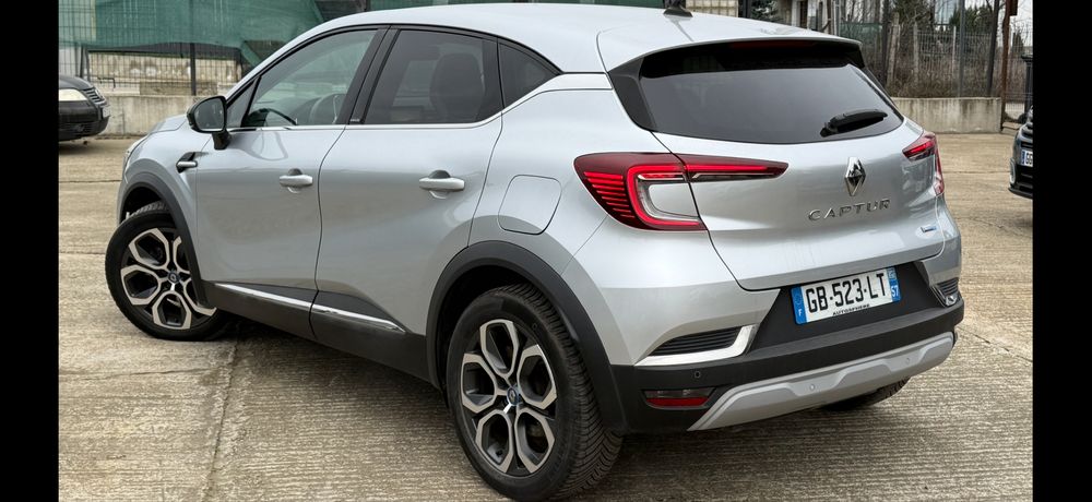 RENAULT CAPTUR=2021=1.6=145CP=E6=Automat=Camera=Distro=Plug In Hybrid=
