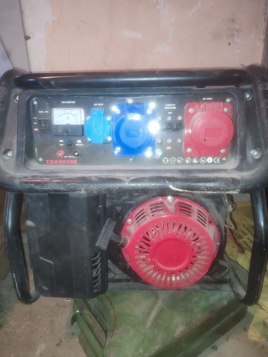 Бензиновый генератор ТЕН 9000Е