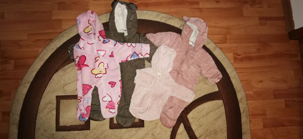 Vând lot alcătuit din foarte multe hăinuțe (56-62)