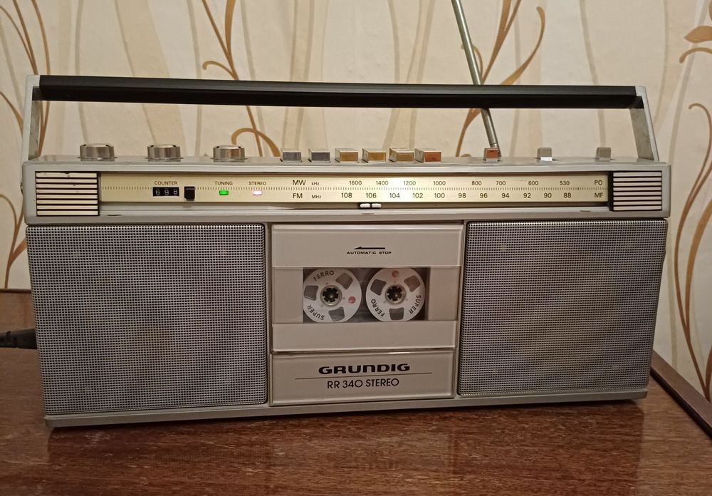Grundig  RR  340.