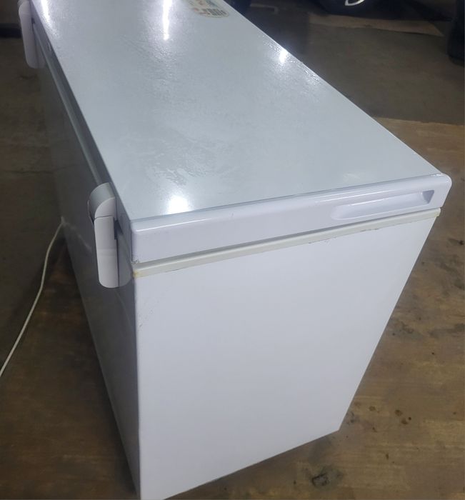 Продам морозилку