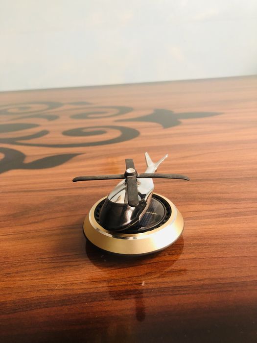 Mashinaga bar va vertalyot sotiladi