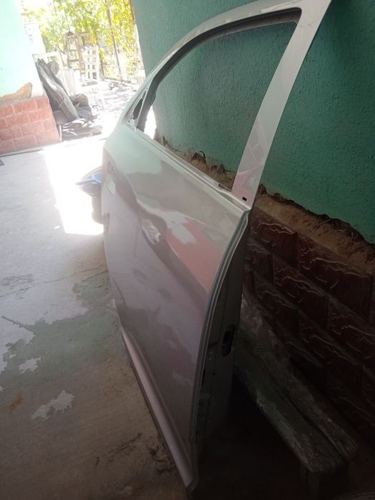 Дверь задний кобальт