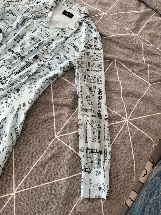 Платье бренда Mohito