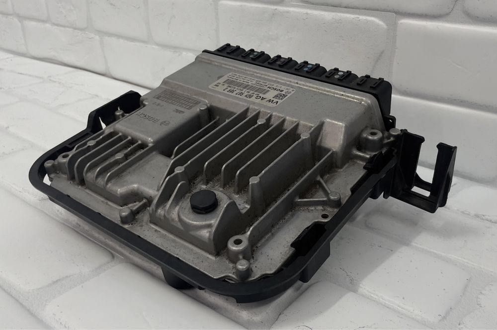 Компютър модул двигател AUDI Q5 / SQ5 06M907309D