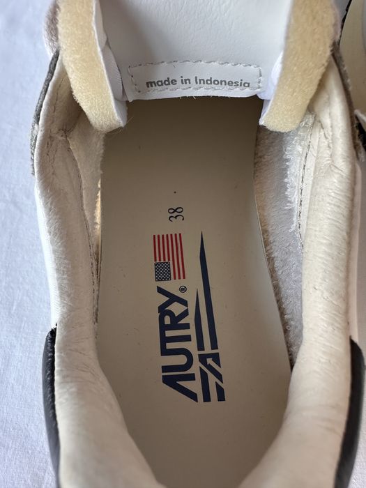 Sneakersi dama,Autry Medalist,marime 38