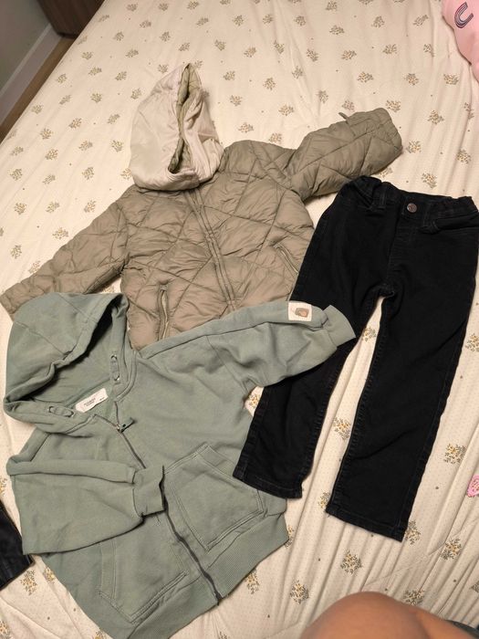 Лот детско яке Zara и дрехи за момче - 98 размер