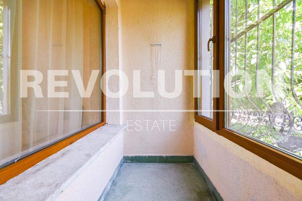 Дава се под наем Тристаен апартамент в София, Гоце Делчев - 110 кв.м за 847.62 € - Снимка #9