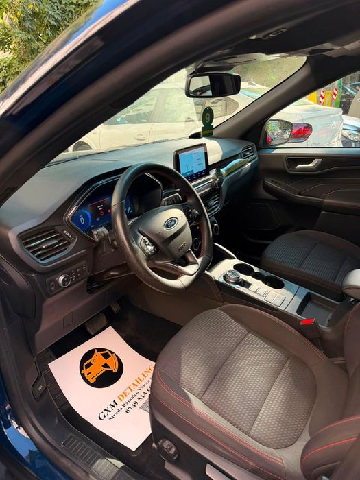 Ford Kuga ST line hybrid