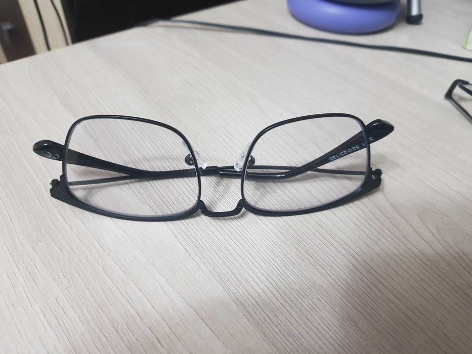 Продам новые очки хамелеоны +1.5