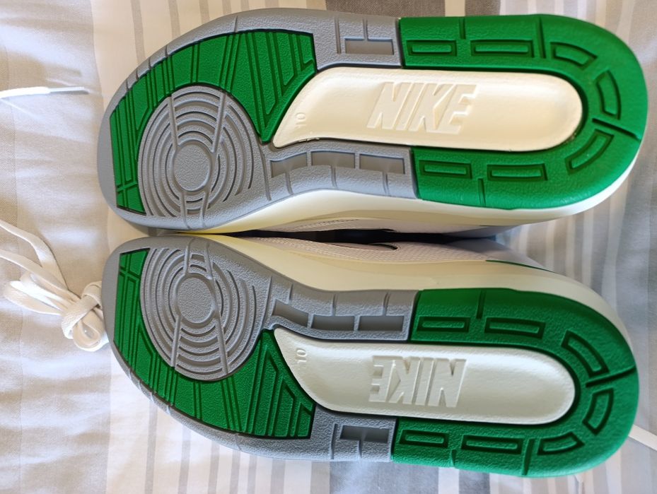 Кецове Nike Air Jordan 2 Retro