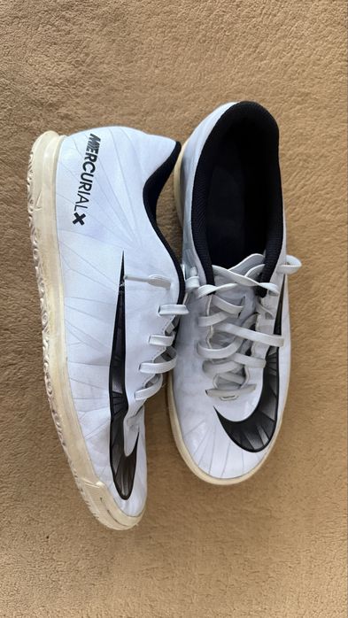 Лот за футбол nike 20 €