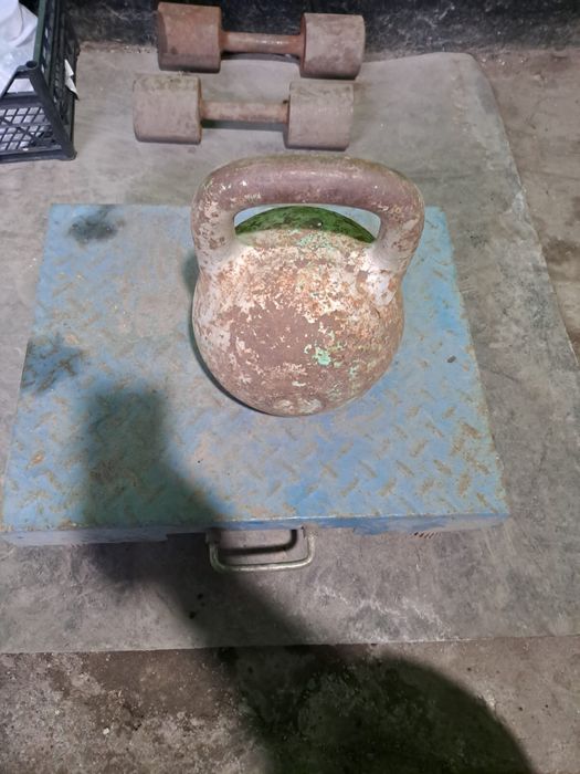 Гиря и Гантели