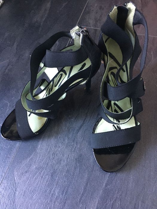 Обувки на висок ток 39 номер