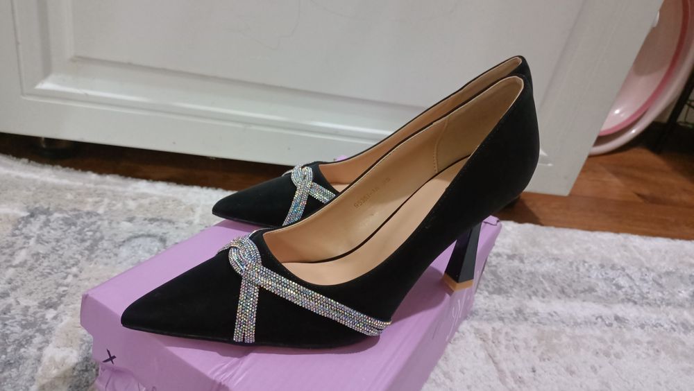 Продам туфли новый